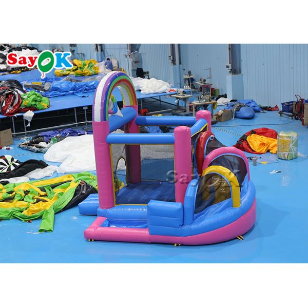 Батут крупного плана небольшого дома прыжка единорога PVC детей раздувного крытый