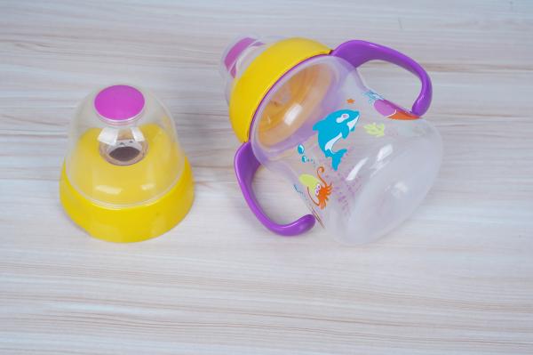 2 em 1 meses livre da sução BPA do bocal 6 copo de Sippy do bebê de 6 onças