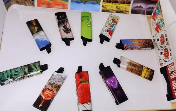 Etiquetas de autocolantes de garrafas de vinho ecológicas Autocolantes impermeáveis não rasgáveis personalizados