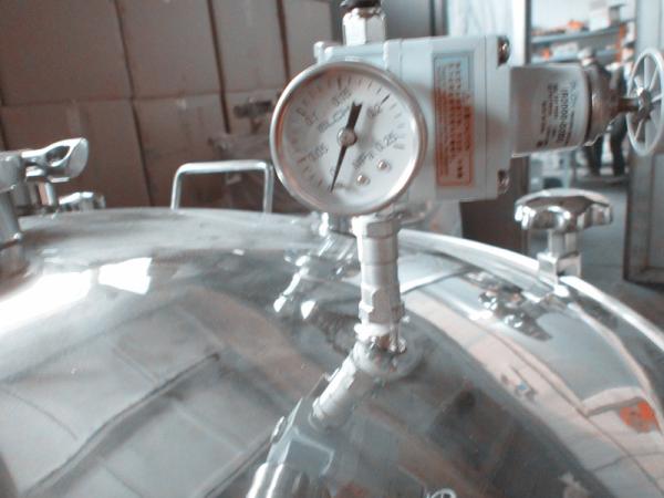 Tanques de armazenamento de aço inoxidável líquidos do desconto com aquecimento do banho maria