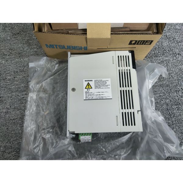 Mitsubishi MDS-B-SPJ2-55 SPINDLE AMP 5.5KW 3 PHASE 200V - 230VAC  CNC NEW MDSBSVJ255