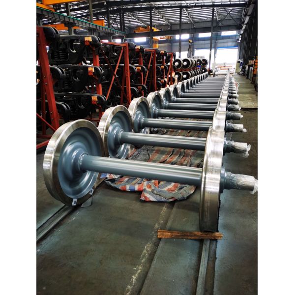 Railway Wagon Wheel Set Meet AAR / EN / TB Standard Railroad Wheel and Axle Assembly