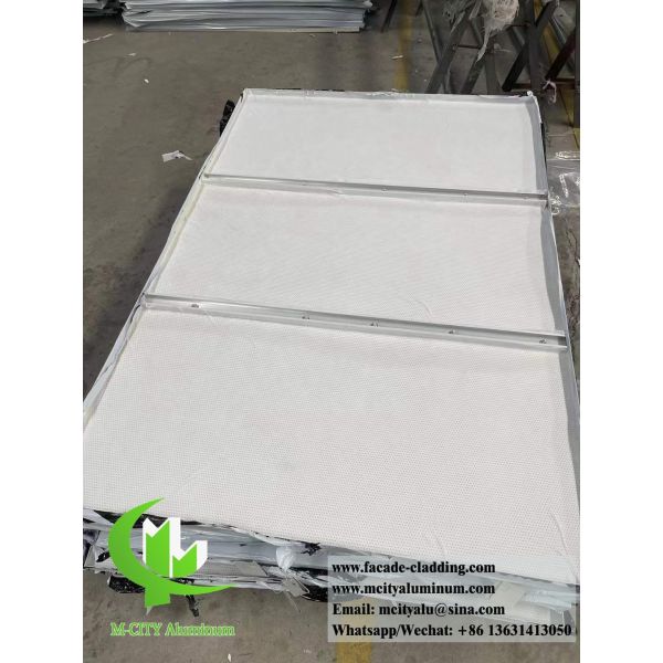 Перфорированные металлические потолки алюминиевые твердые панели против ржавчины