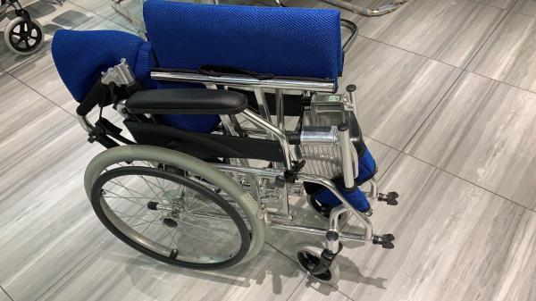 Orange Lightweight Aluminum Manual Wheelchair 863L Fit Up Armrest