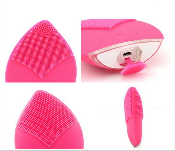 Safety Silicone Face Scrubber , Silicone Face Exfoliator 6000 R / Min Rotate Speed