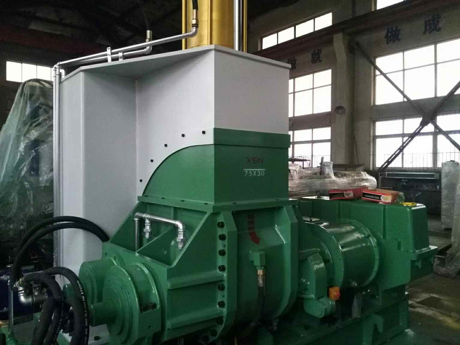 250L	Резиновая машина тестомесилки 185KW для пластиковый пластицировать
