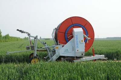 Power Spray Hose Reel Irrigation System With Ultra-Adjustable Spray