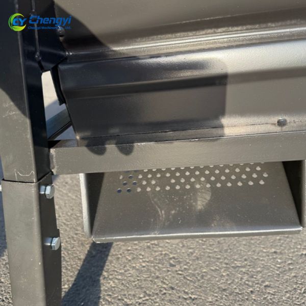 Steel Maize Sheller Corn Shelling Machine High Efficiency Farm Equipment
