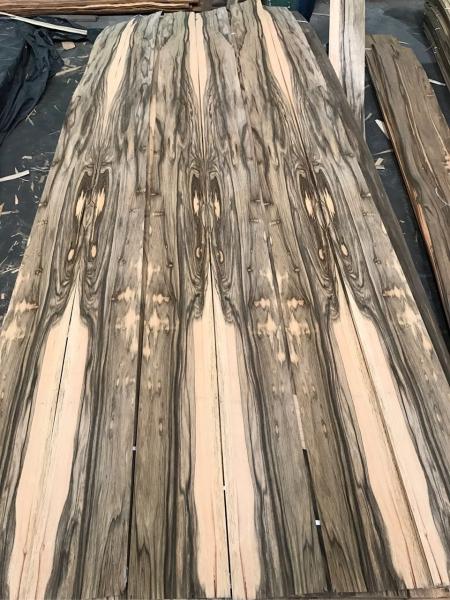 Full 0.52mm Paldao Veneer Wild Grain Paldao Exotic Wood Veneer for Furniture Door Panel and Interior Design