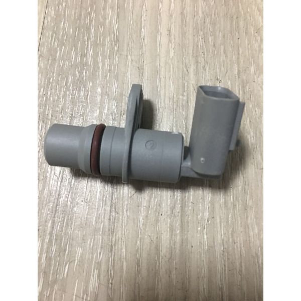 Camshaft Position Sensor ME222242 8972887280 S8941-01590 For MITSUBISHI