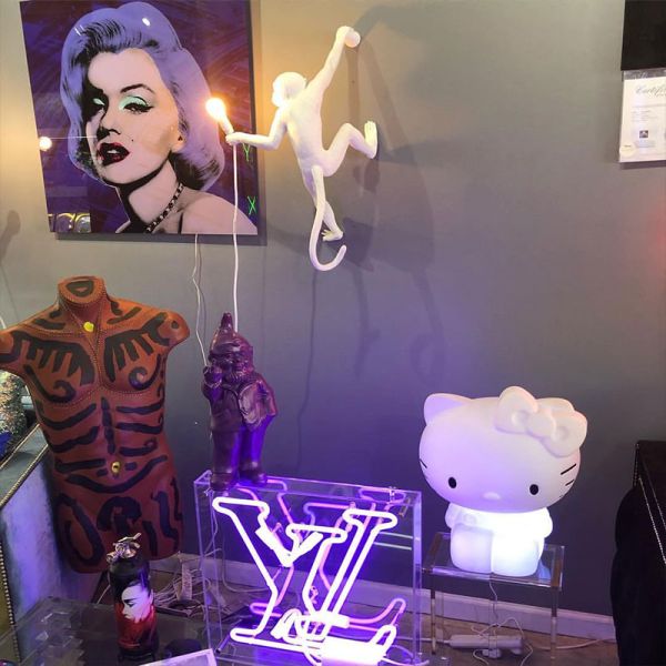 Hot Selling Indoor Decoration Led Neon Wall Lights Colorful Neon Letters Neon Box Sign