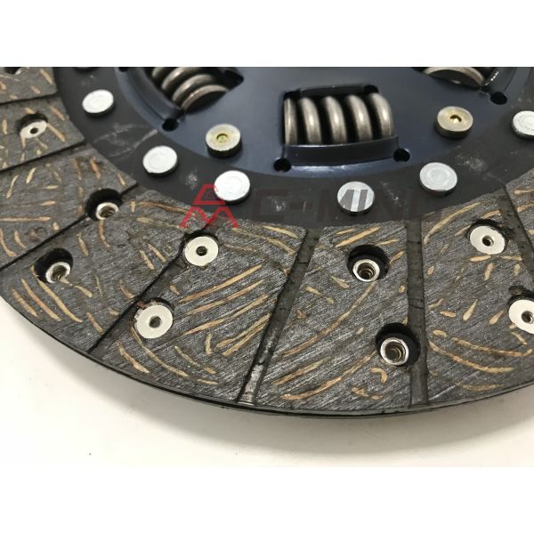 4JB1 ISD145U Isuzu Clutch Disc 240*160*25.6mm*24 Teeth