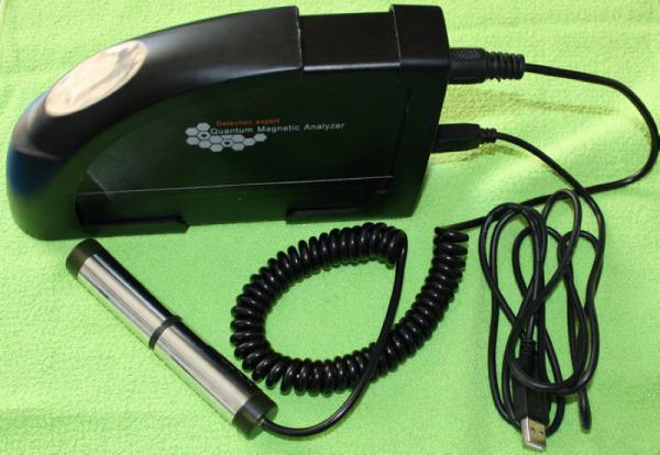 Mini Quantum Health Test Machine AH - Q5 , Weak Magnetic Diagnostic Analyzer