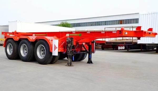 Tri Axle Heavy Duty Flat Bed Cargo Semi Trailers Container Chassis Trailer Customizable