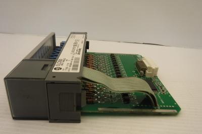 ALLEN BRADLEY 1746-IV16 16 CH-DC input module for programmable controllers Brand New Authentic