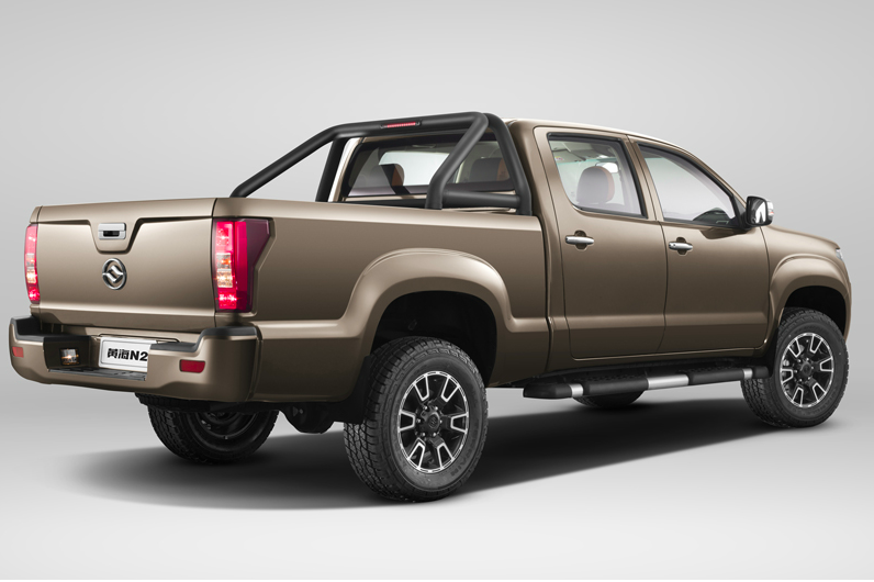 4x2 Huanghai Second Hand Pickup Truck 500KG Payload 300KM Endurance Mileage