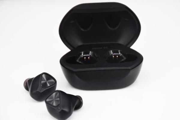 Bluetooth 5.0 IPX7 Waterproof TWS Hands Free Bluetooth Headset Earbuds