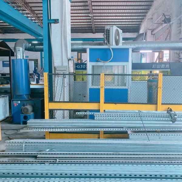 O suporte galvanizado do mergulho quente entalhou o canal C de aço metálico 41mm