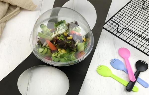 Salad Bowl with Lid Paper Card Dimension 13.5* 5.3 6.5 cm Convenient and Eco-Friendly
