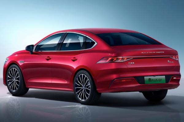 Full Electric Compact Qin Plus BYD EV Car High Performance