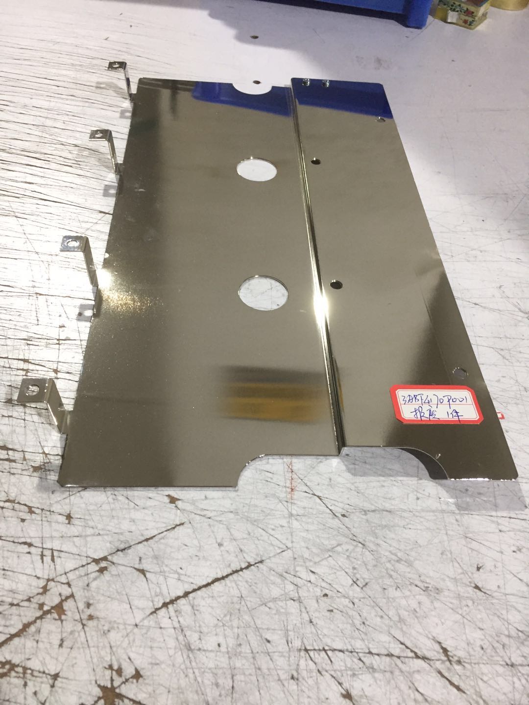 Лазерная резка никелированного алюминиевого штанги с CNC-обработкой алюминиевого материала с полированной обработкой поверхности