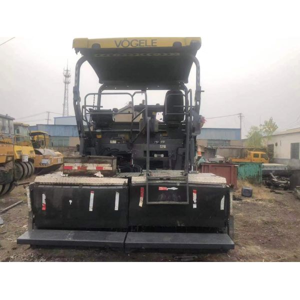 Strong Energy Construction Machine Used Vog 1800-2 Pitch Paver for USD Asphalt Paver