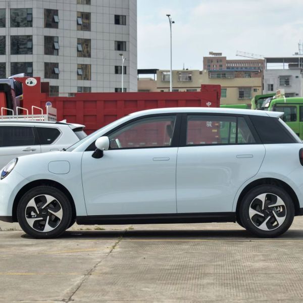 Multi Function Steering Wheel JAC Yttrium3 2023 405km Air Electric Car 5 Doors 5 Seats