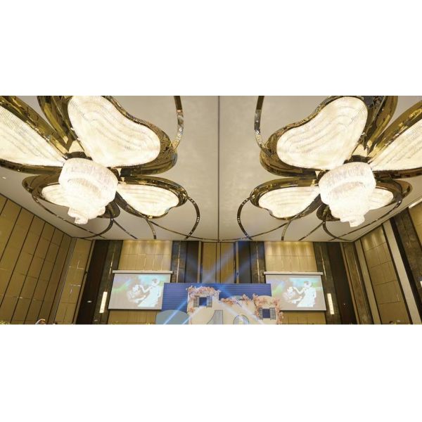 Interior Decoration Four Leaf Clover Shape Mall Hotel Stage Luxury Lobby Crystal Led Chandelier Ceiling Light