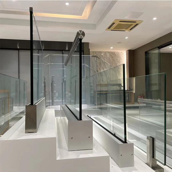 Anti Typhoon Hurricane Outdoor Frameless Glass Balustrade 10-20mm Thickness