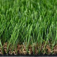 Césped artificial verde sin relleno de 30 mm utilizado para el área de mascotas o jardines en la azotea con resistencia a los rayos UV y buena elasticidad