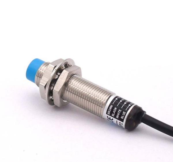 SC1204-KP2 Capteur de commutateur de proximité Commutateur d'induction métallique cylindrique DC à trois fils NPN souvent ouvert Nouveau tout neuf Original