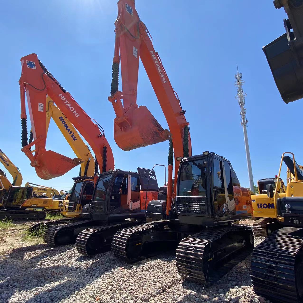 43 кПА 200 л резервуар Использованный экскаватор Hitachi Hitachi Ex 200 6670 мм Максимальная глубина копания