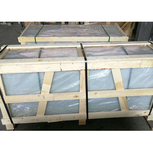 La pared perforada Frameless de la ducha de 10m m claramente moderó los paneles de cristal