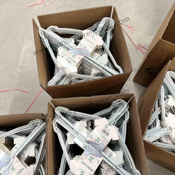 Versatile Metal Clothes Hangers 1000 Cartons Per Box for Commercial Applications
