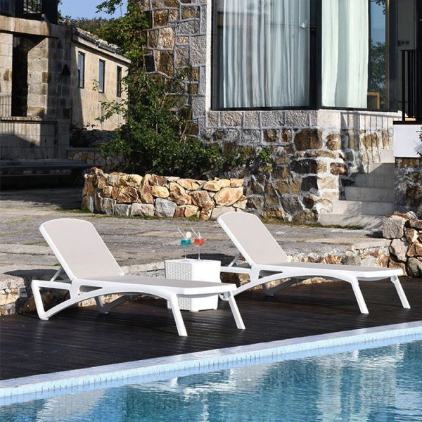 Outdoor Garden Plastic Teslin Stackable Chaise Sun Lounger Chair for Hotel Beach Patio