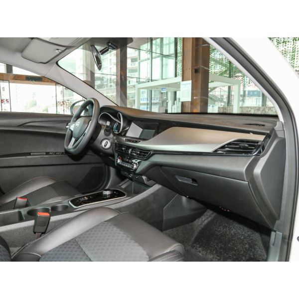 Left-Steering Sedan Changan Eado Electric Vehical Car EV460 Sedan for Performance