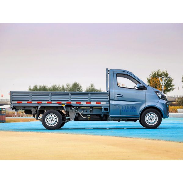 Véhicule mini-cargo Changan de 1 à 2 tonnes avec cabine à rangée unique Bon prix à vendre