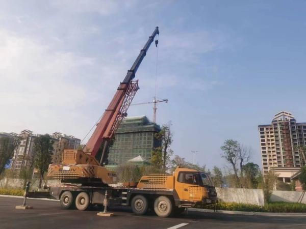 Cran de camion de 35 tonnes, 18 ans d'utilisation