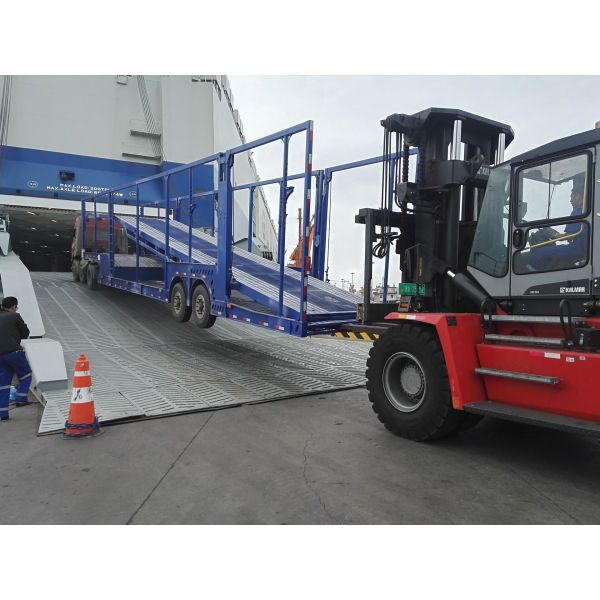 3 оси автотранспортер полуприцеп с стальным материалом и полезной нагрузкой 40000 кг