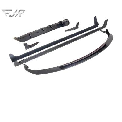 O kit de carroceria do Tesla Model 3 Plus envolve todas as novas atualizações de fibra de carbono.
