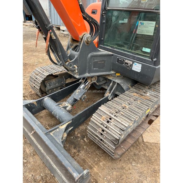 Вторая рука экскаватор DOOSAN DX60 и энергосбережение для дробления использованных ручных экскаваторов