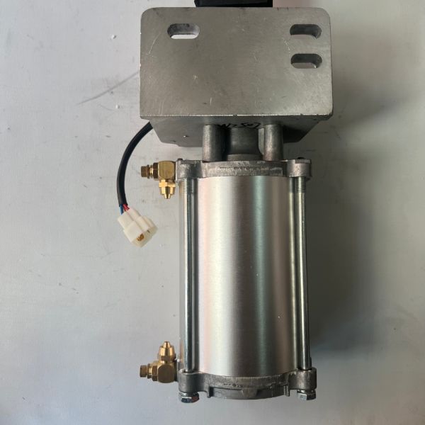 Higer Bus Outswing Door Pump Assembly IP67 12-24V DC 0.3s Startup 61V02-00020 Bus Spares