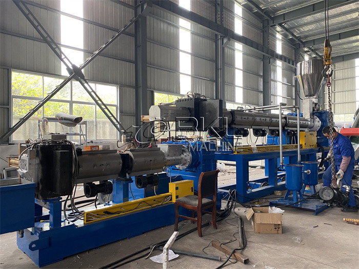 Линия фильм LDPE пластиковая дробя pe 38CrMoAl повторно используя машину