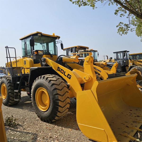 LG956L 5 Ton Wheel Loader Excavator Medium Low Speed Energy Efficient