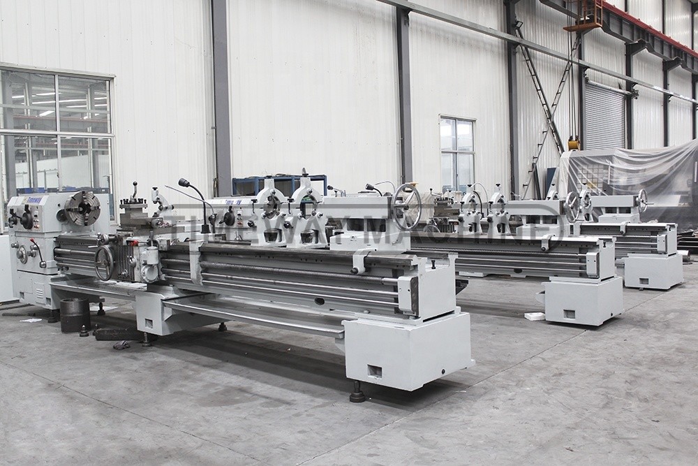 Heavy-Duty Workpiece Heavy Duty Machining 7355x1393x1537 mm Horizontal Lathe Machine