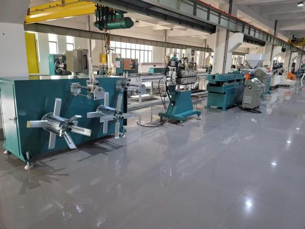 Máquina de extrusão de tubos corrugados de PVC PE PP de parede única Refrigeração por água