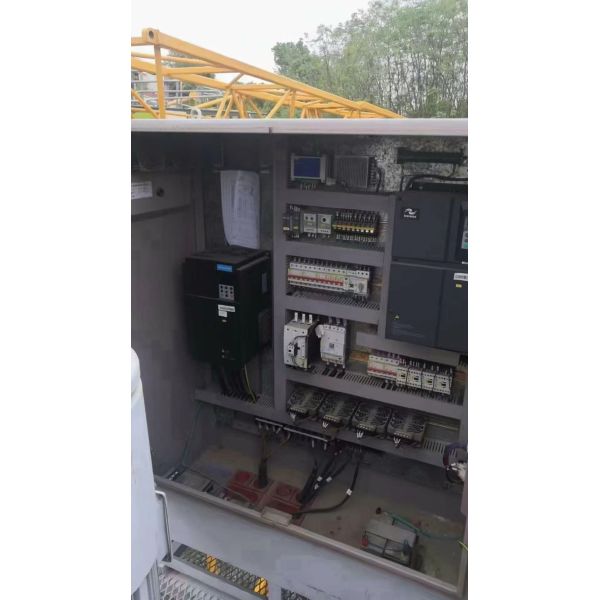50m Electric Control Heavy Lift Tower Crane For High Rise Construction
