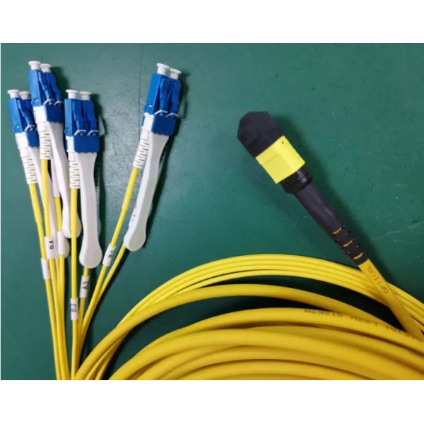 Элита 10M 12 24 ядра 3.0MM SM MM проламывания вентилятора кабеля вне с CPR CCA расклассифицировала