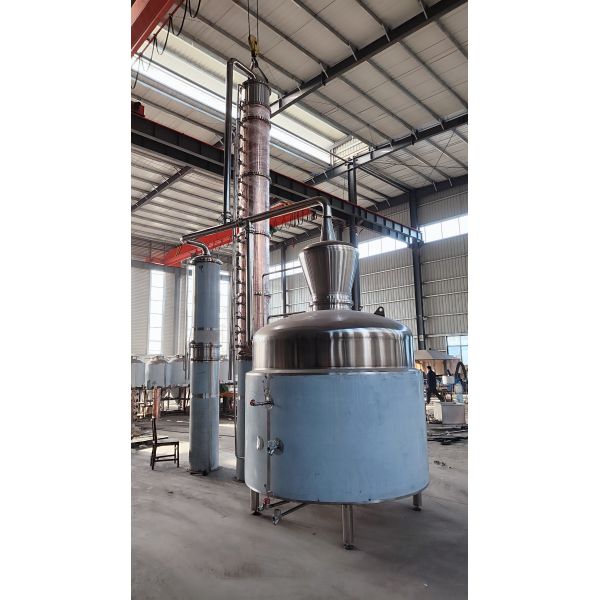 GHO 3000 KG Stainless and Copper 2000L Vodka or Whiskey Distillation Equipment with 1