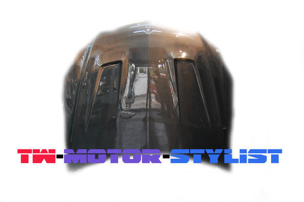 Клобук волокна углерода типа W207 FD